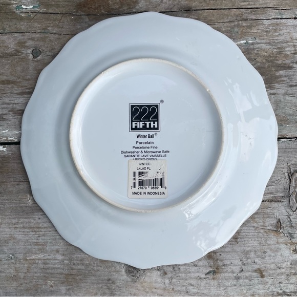222 Fifth green winter ball porcelain salad plate Christmas tree holiday nwt - Picture 3 of 9